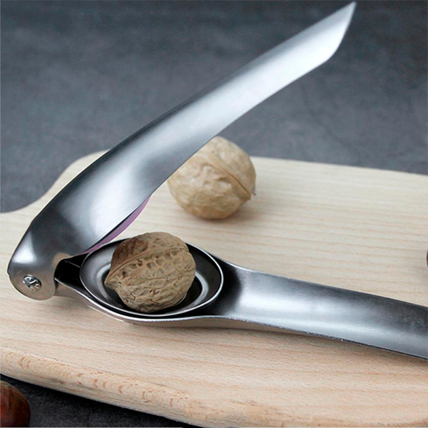 Chestnut & walnut cutter – Kliješta za rezanje kestena i oraha 02